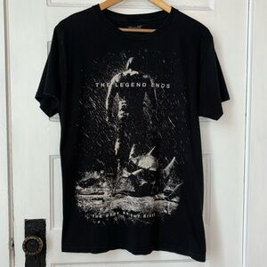 BATMAN THE DARK KNIGHT RISES GRAPHIC TEE